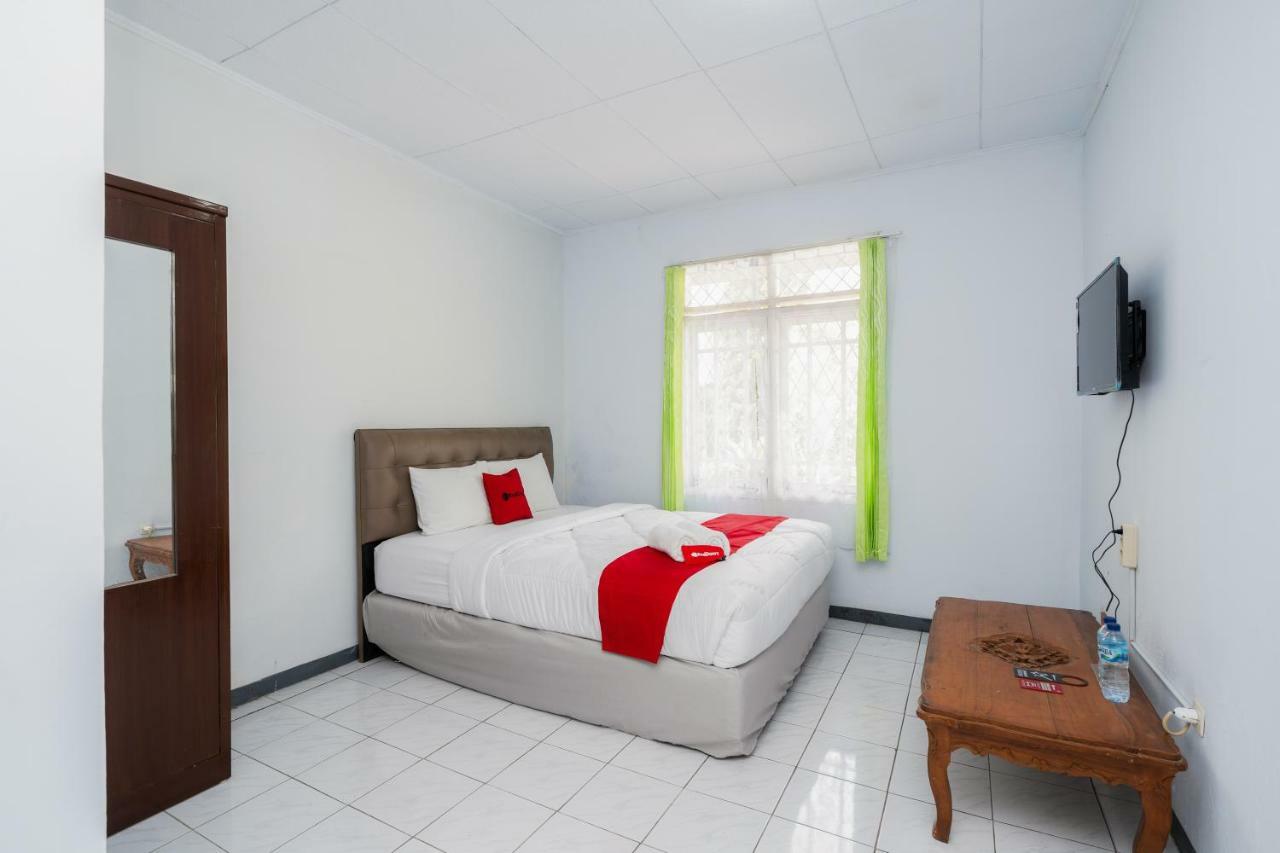 בוגור Reddoorz Syariah Near Rsud Cimacan מראה חיצוני תמונה